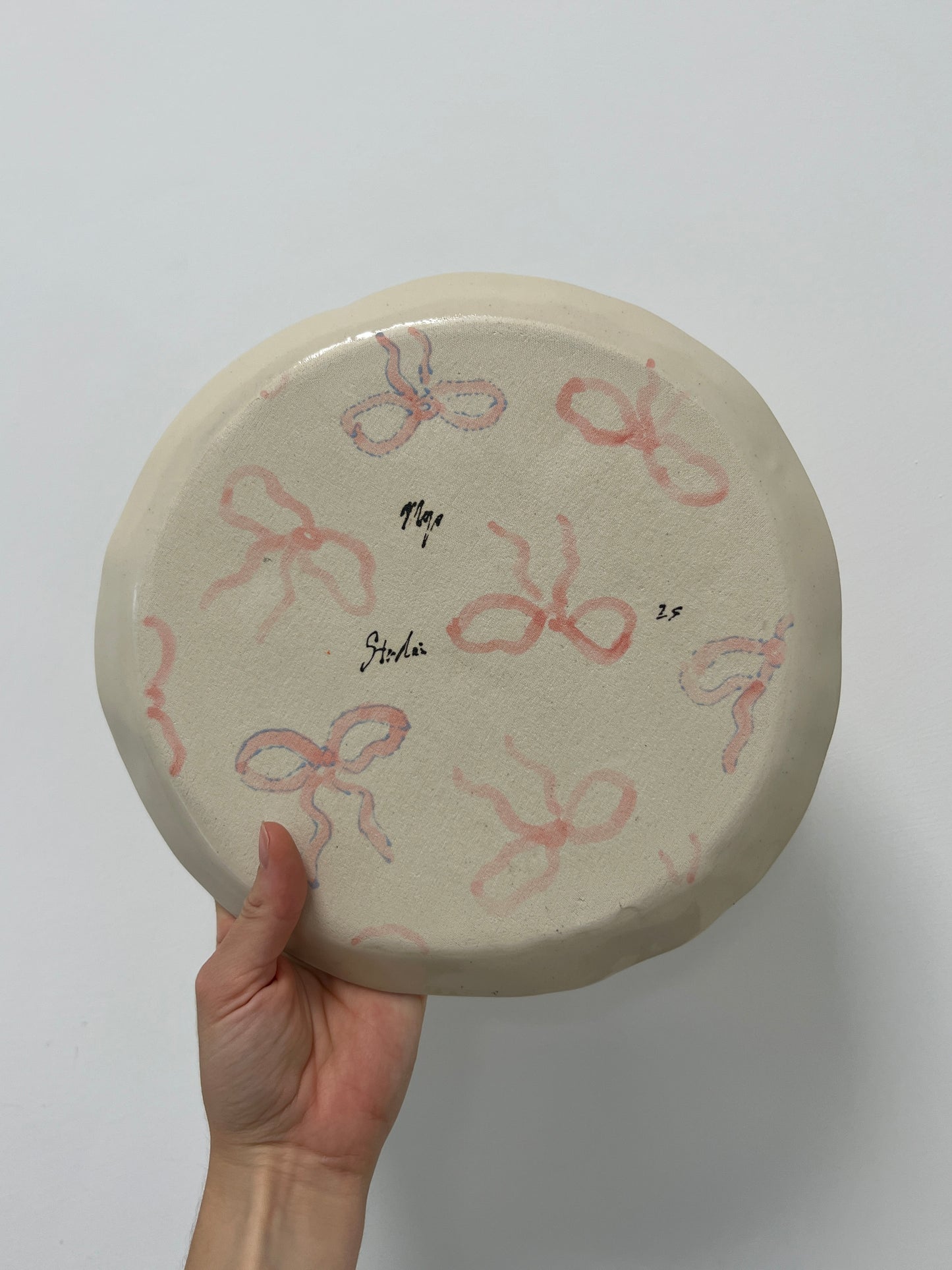 bows and fawns plate