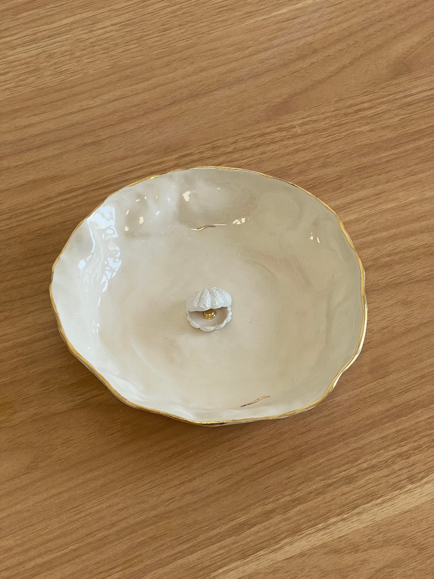 shell jewelry dish (imperfections)